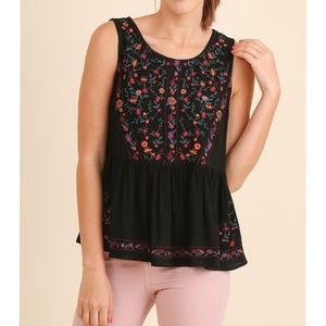 Umgee Sleeveless Embroidered Floral Peplum Top